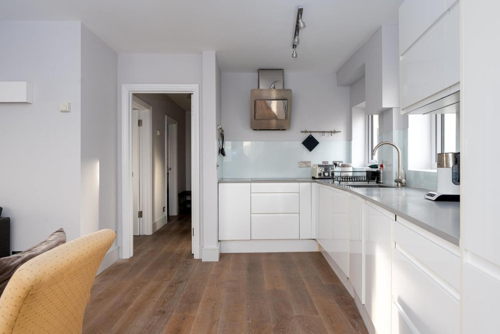 לונדון Guestready - Central Living Near Kensington Palace מראה חיצוני תמונה